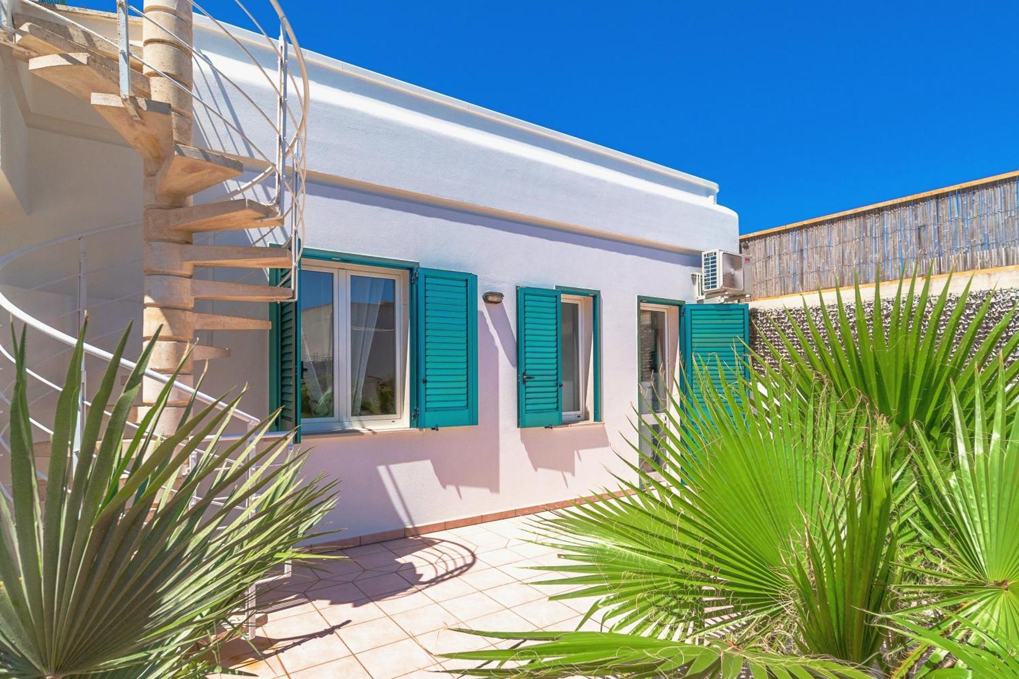 Residence Oasi Sul Mare Torre Suda Exterior foto